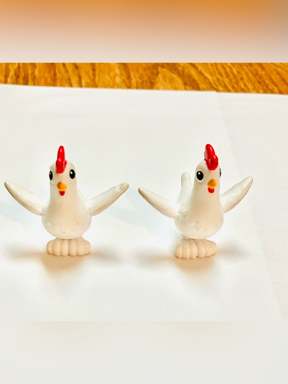 Paw Patrol Chickaletta Figure Lot(2) Mayor Goodway’s Pet Chicken Minor Wear